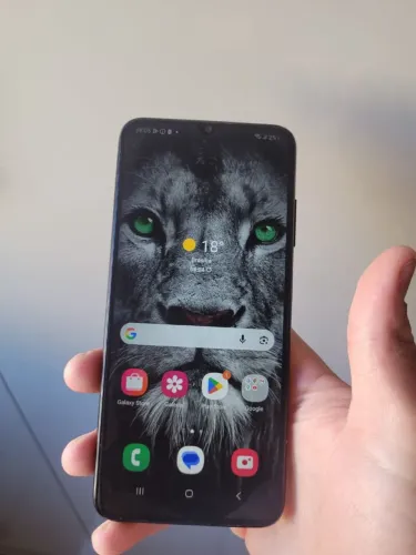 Samsung Galaxy A03s<br>64 gigas <br>Bateria muito boa <br>Em excelente estado de conservação <br>R$300