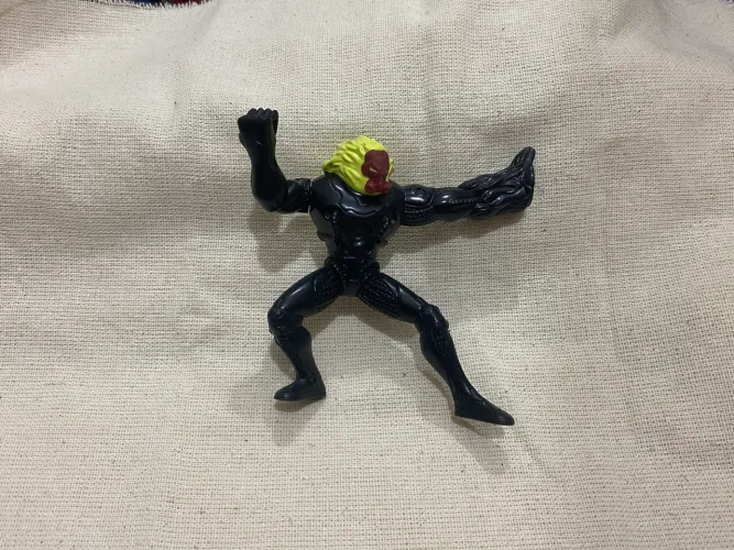 boneco max steel mcdonalds 2011
