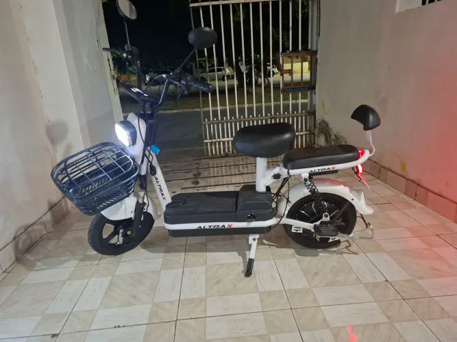 Bicileta eletrica nova o
