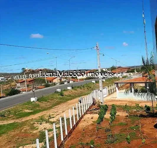 Terreno de 800m2 Casa para venda com 400 m2 com 4 quartos junto do Letreiro de Cabaceiras