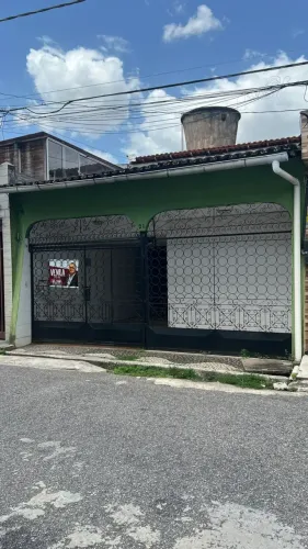 Imóvel para venda possui 250 metros quadrados com 3 quartos em Souza - Belém - PA