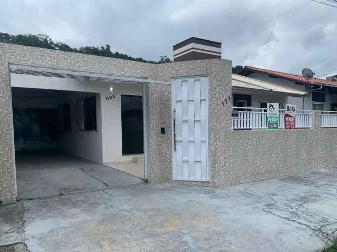 Vendo casa em Jaraguá do Sul