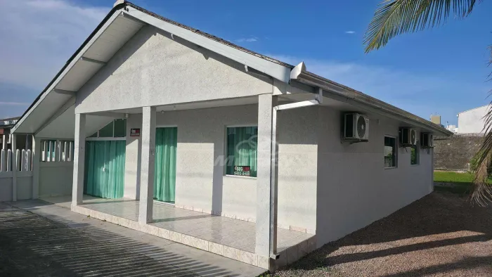Casa com 4 dormitórios para alugar, 130 m² por R$ 1.000,00/dia - Centro - Guaratuba/PR