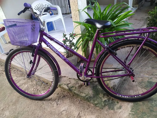 Bicicleta Cairu roxa com nota fiscal 