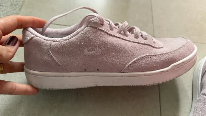 Tenis nike court vintage premium Feminino