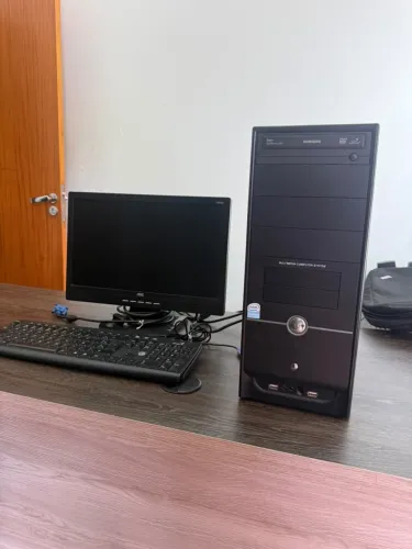 Computador Completo Intel Pentium + Monitor AOC + Teclado - Funcionando