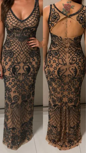 Vestido de festa bordado. Veste P/M
