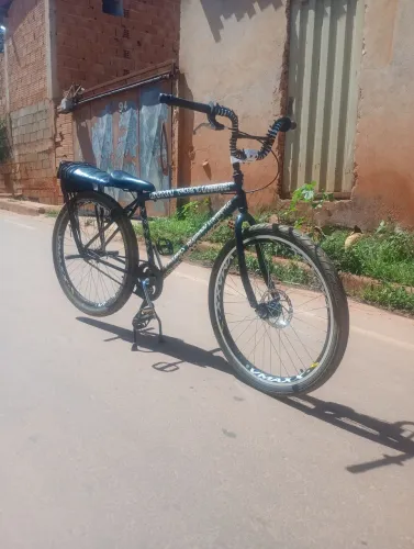Bicicleta montadinha
