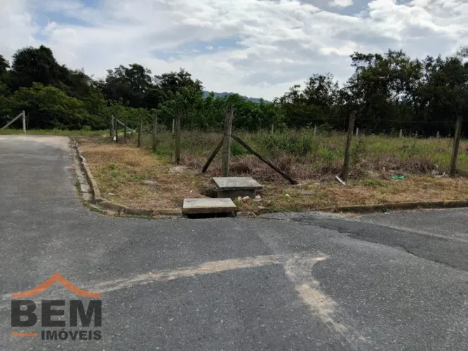 Terreno à venda em Santa Regina, Camboriú