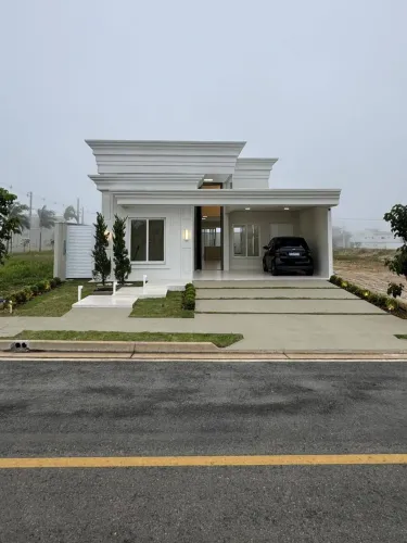 Casa Terrea com 3 Suites no Florais Chapada
