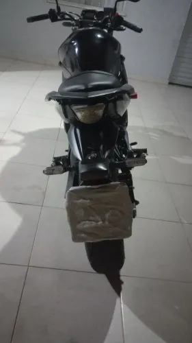 Veículo muito conservado tudo em dia pegar e rodar 