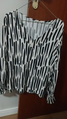 Blusa meia estação estampada