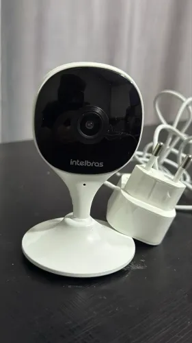 Câmera intelbras wifi mibo com cartão