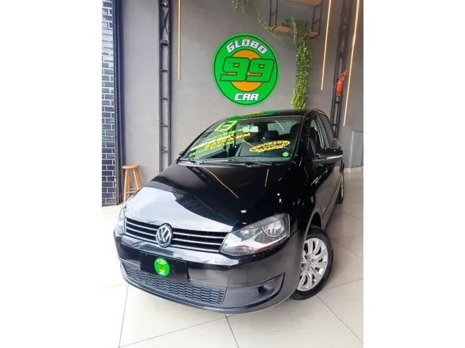 Volkswagen Fox 1.6 MI Total Flex 8V 5P 2013