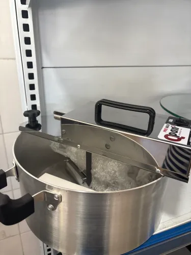 Panela Mexedora de Brigadeiro