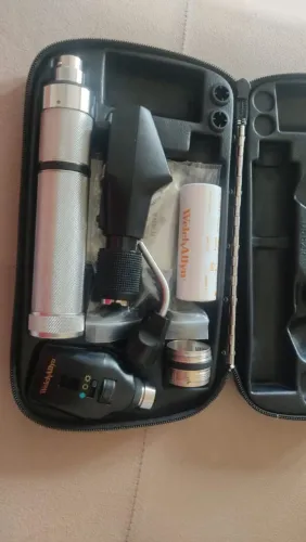 kit oftalmoscopio retinoscopio+transiluminador welckallyn 