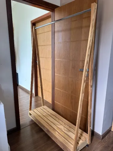 Arara/Cabideiro (duas)
