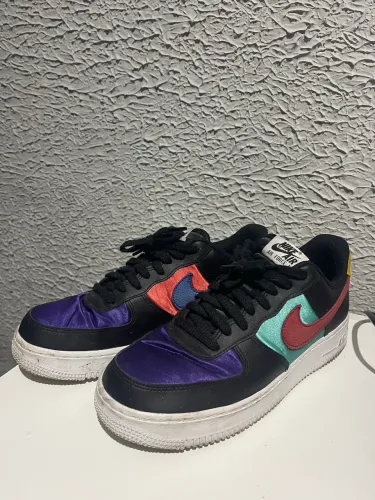 Tênis Nike Air Force 1 Low (Edição Especial) - Original e Conservado