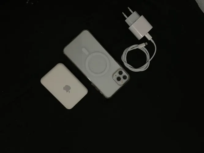 VENDO IPHONE 11 pro max 256GB