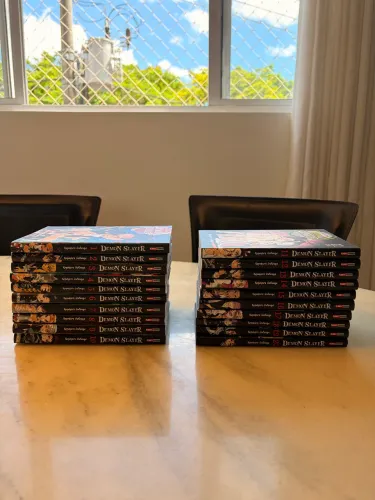 Mangá Demon Slayer volumes 1 ao 20