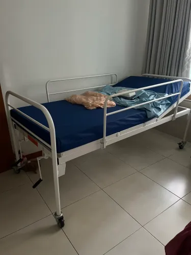 Cama hospitalar