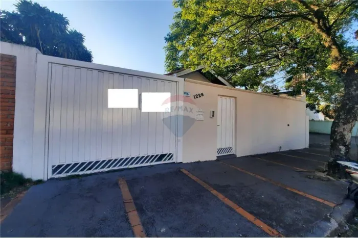 Casa para alugar no centro.
