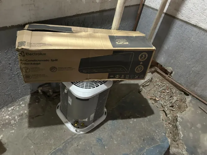 SPLIT 09 mil btus Electrolux