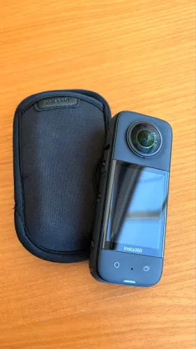 Insta360 X3 + acessórios