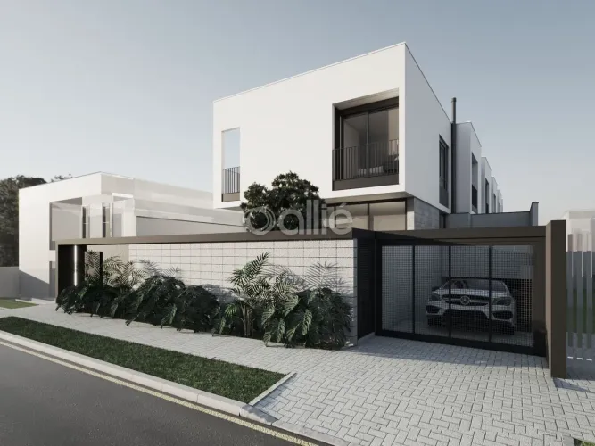 Sobrado em condominio no São Braz