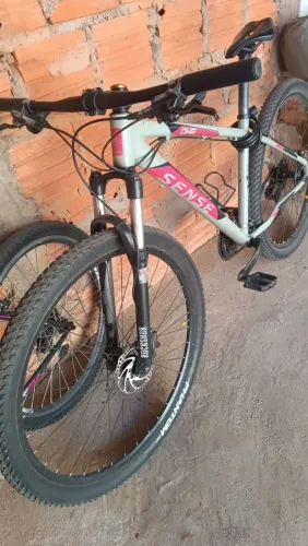 Bike aro 29 top vendo ou troco por iPhone do 14 pra cima