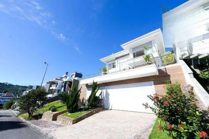 Casa em condomínio com vista mar no João Paulo, Florianópolis
