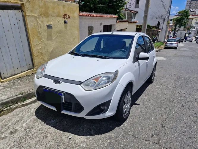 Ford Fiesta SE 1.6 8V Flex 5P 2014