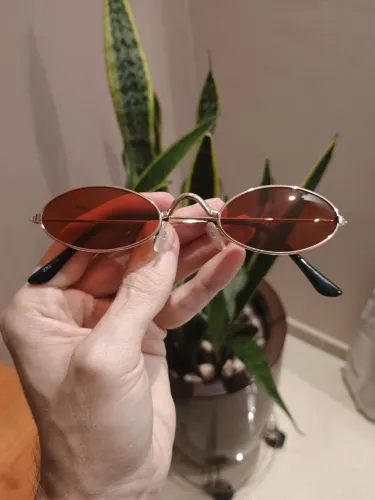 Oculos Vintage Pequeno Vermelho