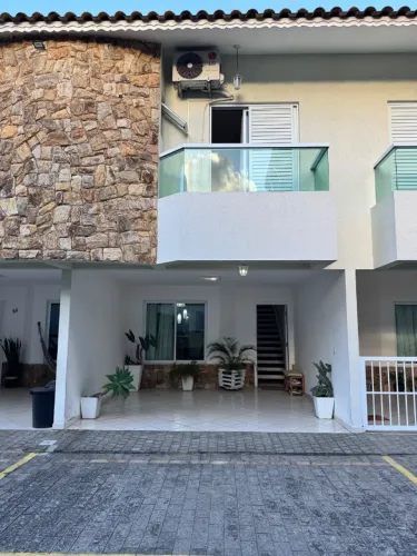 Casa Sobrado de Alto Padrão no Forte Village, Praia Grande - 3 dormitórios e 3 vagas