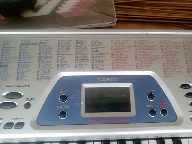 Vende- se teclado