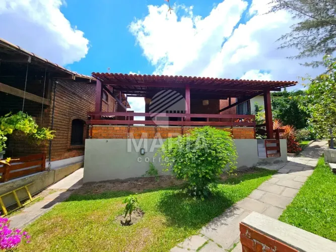 Casa de condomínio com 04 quartos à venda em Gravatá/PE!