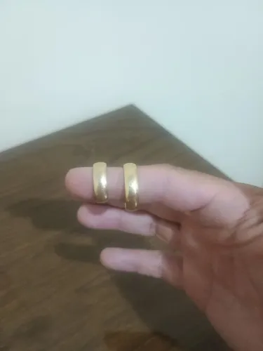 Par de aliança de ouro 18k