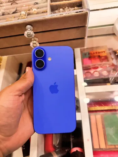 vendo iPhone 16 azul 128gb | IMPECÁVEL 