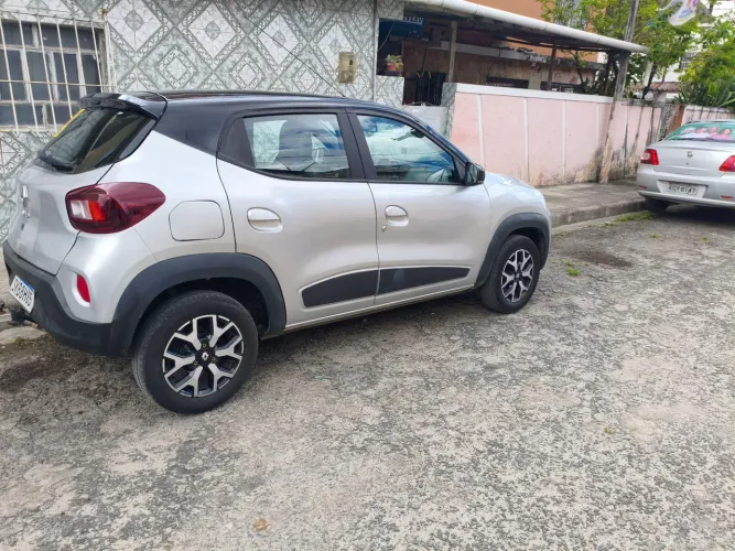 Renault Kwid Intense 1.0 Flex 12V 5P Mec. 2025
