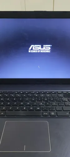 Notebook ASUS X540UA - Usado