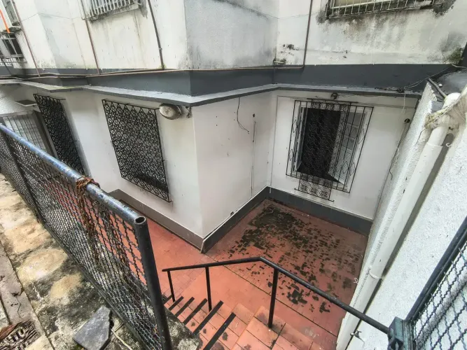 Seu novo lar na Glória: 2 quartos, área externa e localização na Rua do Russel