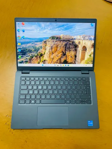 Notebook Dell 3440 i5 1235U 16GB 256 NVme