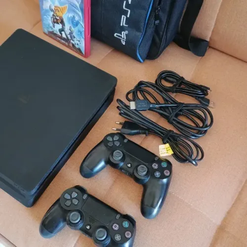 PS4 (SEMINOVO) - EXCELENTE ESTADO