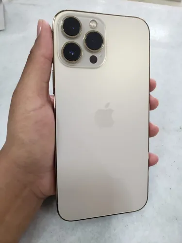 iPhone 13 Pro Max, Bateria 76%, 128GB