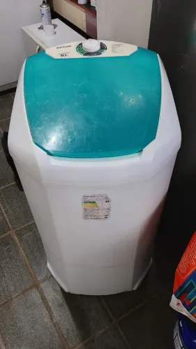 Tanquinho 10 kilos, 3 meses de garantia