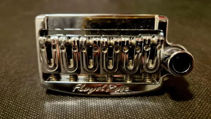 Tremolo Floyd Rose Rail Trail for Stratocaster - NÃO REQUER ALTERAÇÃO NA GUITARRA