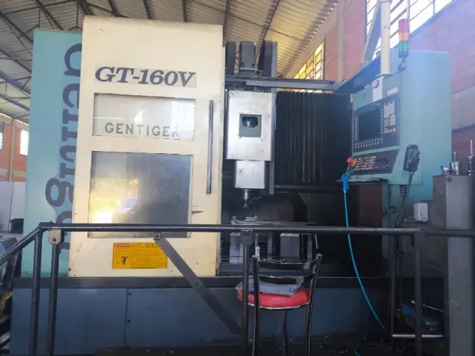 Vendo ou Alugo Centro de usinagem Gentiger GT-160 ano 2004