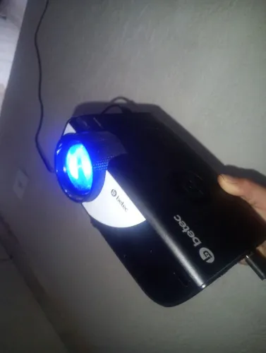 Projetor Betec
