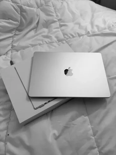  Mac book air M2 15.3 silver 