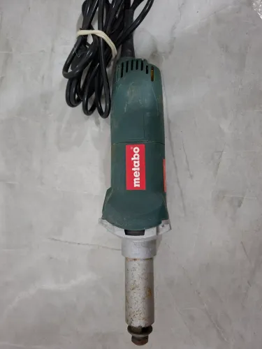 RETIFICADEIRA METABO GE 700 BASIC (220V / 710W) - MÁQUINA ALEMÃ PREMIUM